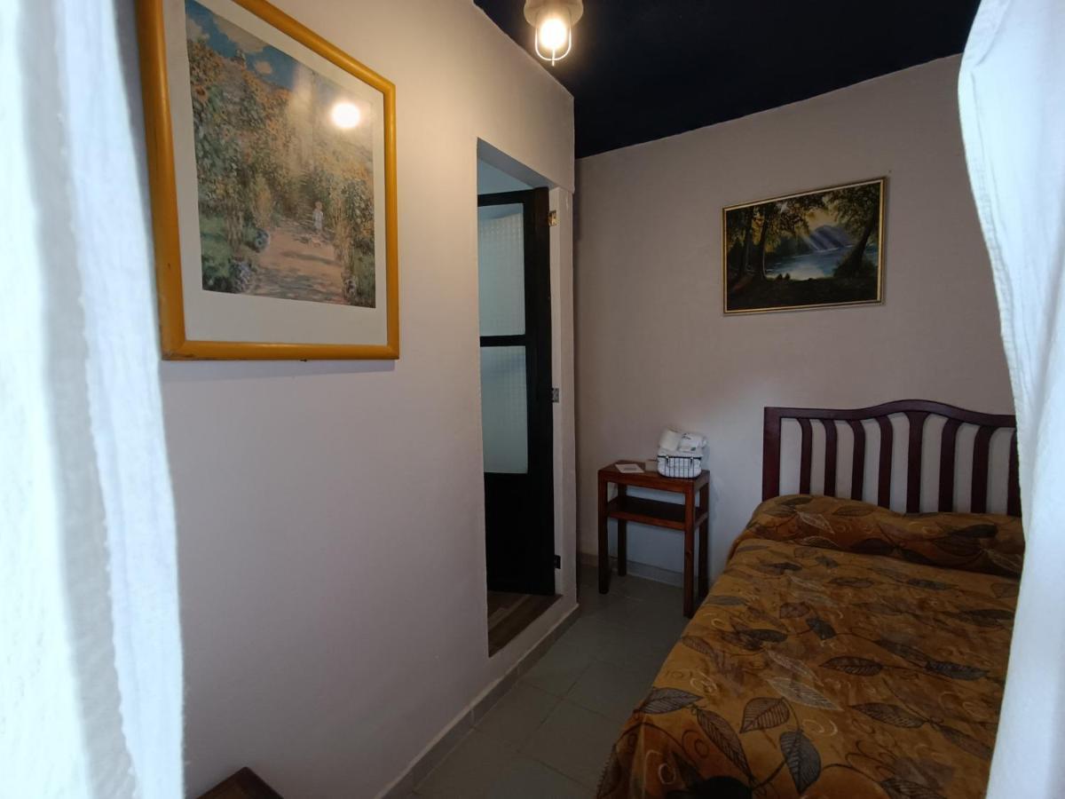Casa Petirrojo - Habitaciones En Pátzcuaro מראה חיצוני תמונה