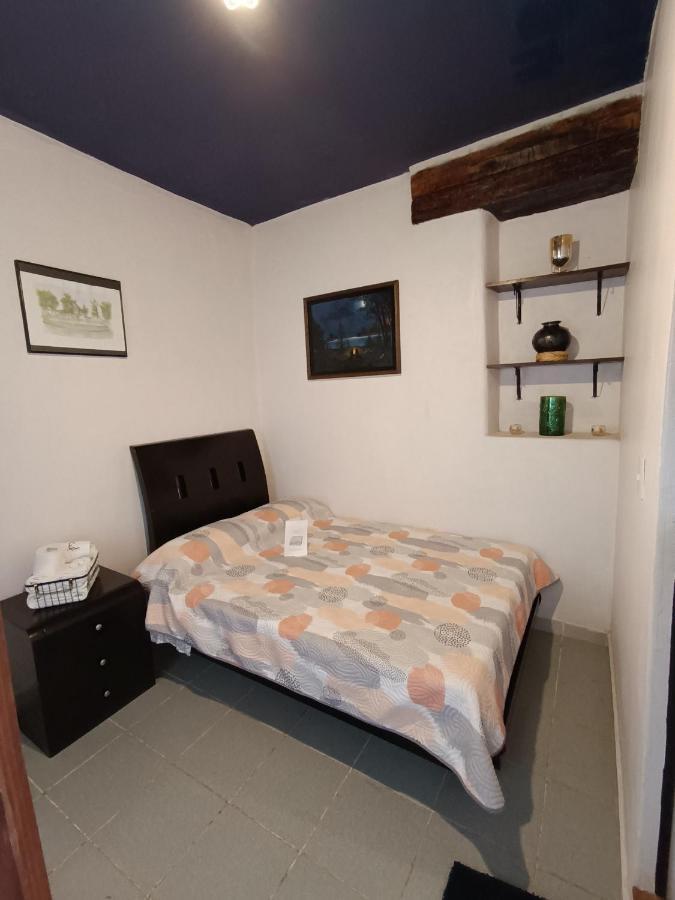 Casa Petirrojo - Habitaciones En Pátzcuaro מראה חיצוני תמונה